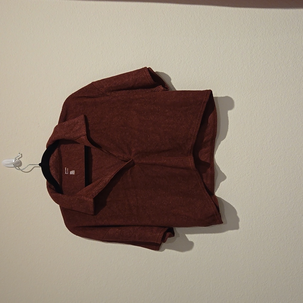 Gilly Hicks crop top size S, NWT